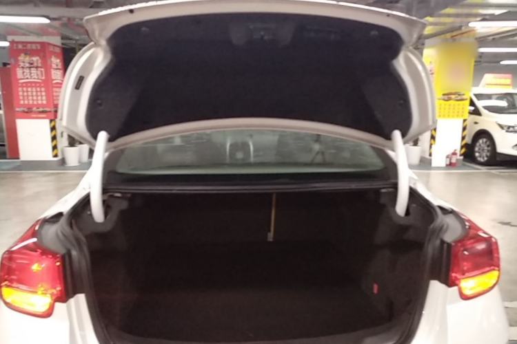 Used Chevrolet Malibu 2014 2.0L Automatic Luxury Edition Trunk
