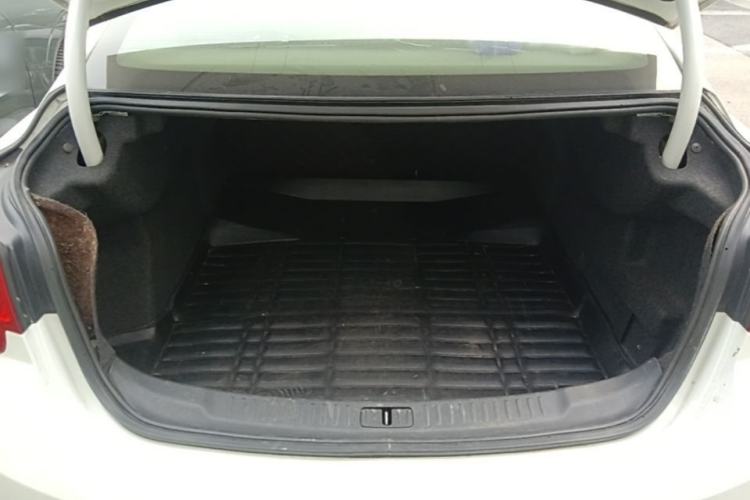 Used Chevrolet Malibu 2014 2.0L Automatic Luxury Edition Trunk