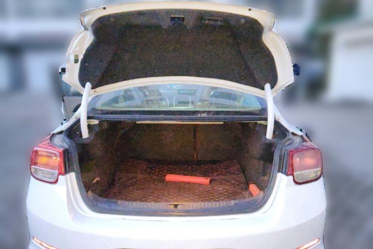 Used Chevrolet Malibu 2014 2.0L Automatic Comfort Edition Trunk