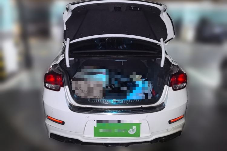 Used Chevrolet Malibu 2014 2.0L Automatic Luxury Edition Trunk