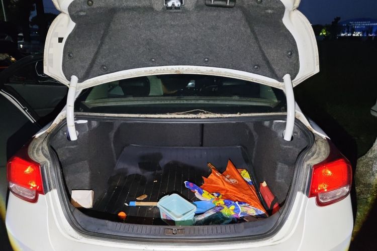 Used Chevrolet Malibu 2014 1.6T Automatic Comfort Edition Trunk
