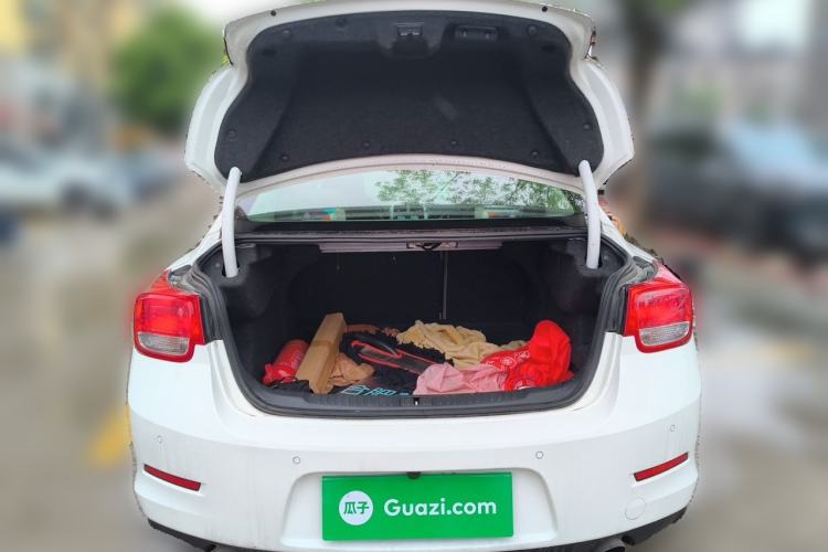 Used Chevrolet Malibu 2014 2.0L Automatic Luxury Edition Trunk