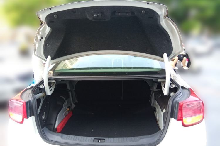 Used Chevrolet Malibu 2014 2.0L Automatic Luxury Edition Trunk