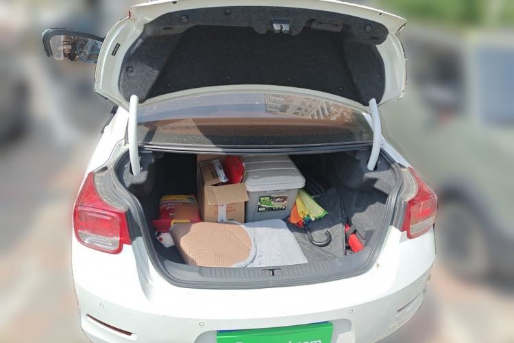 Used Chevrolet Malibu 2014 2.0L Automatic Luxury Edition Trunk
