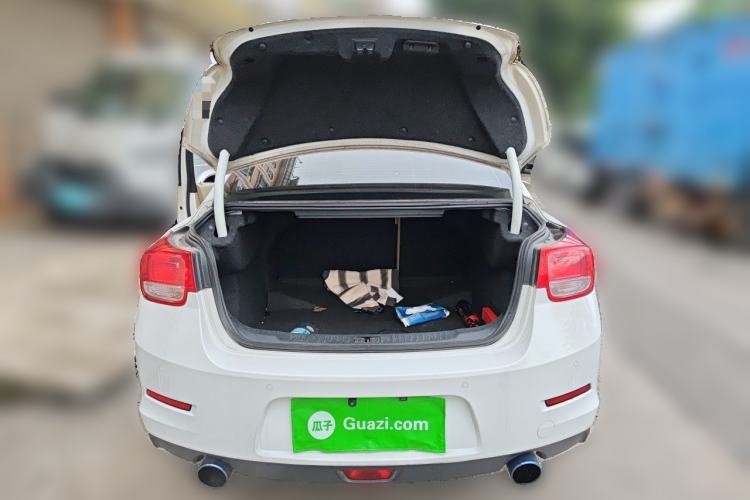 Used Chevrolet Malibu 2014 2.0L Automatic Comfort Edition Trunk