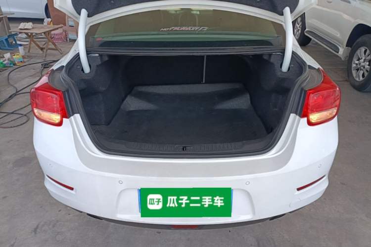 Used Chevrolet Malibu 2014 2.0L Automatic Luxury Edition Trunk