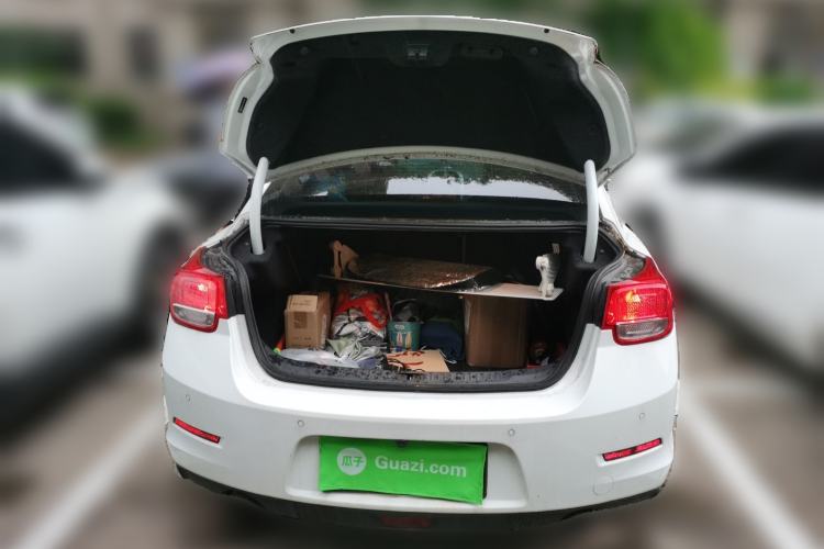 Used Chevrolet Malibu 2014 2.0L Automatic Luxury Edition Trunk