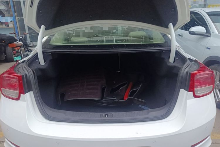 Used Chevrolet Malibu 2014 2.0L Automatic Comfort Edition Trunk
