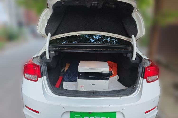 Used Chevrolet Malibu 2014 2.0L Automatic Comfort Edition Trunk