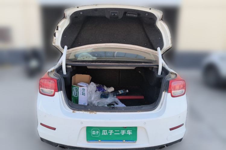 Used Chevrolet Malibu 2014 1.6T Automatic Comfort Edition Trunk
