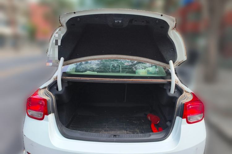 Used Chevrolet Malibu 2014 2.0L Automatic Luxury Edition Trunk