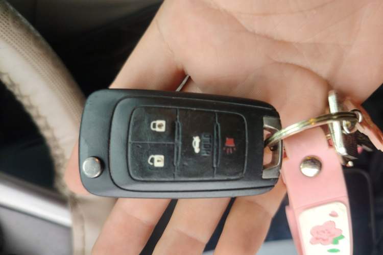 Used Chevrolet Malibu 2014 2.0L Automatic Comfort Edition Vehicle Key