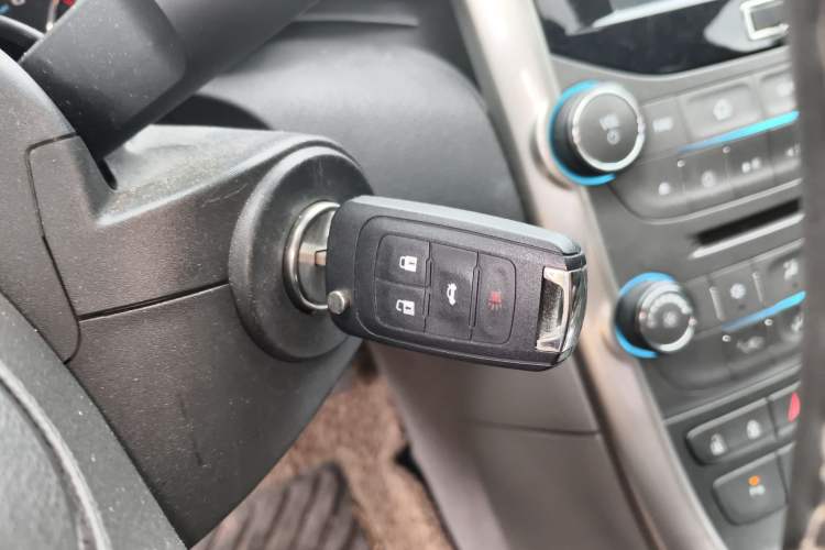 Used Chevrolet Malibu 2014 2.0L Automatic Luxury Edition Vehicle Key