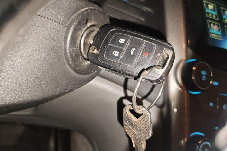 Used Chevrolet Malibu 2014 2.0L Automatic Luxury Edition Vehicle Key