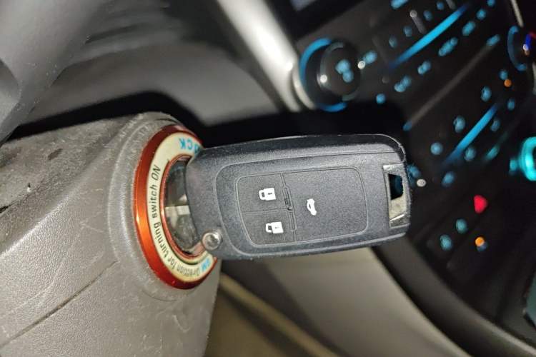Used Chevrolet Malibu 2014 2.0L Automatic Comfort Edition Vehicle Key