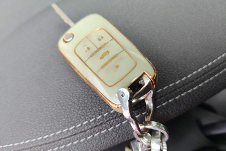 Used Chevrolet Malibu 2014 2.0L Automatic Luxury Edition Vehicle Key