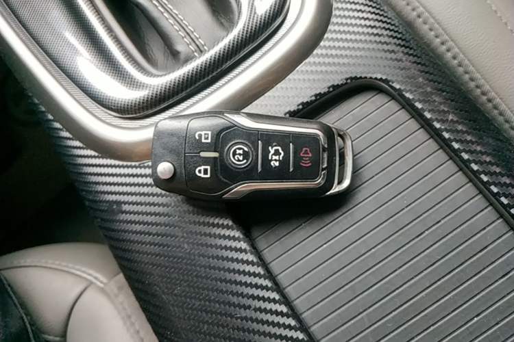 Used Chevrolet Malibu 2014 2.0L Automatic Luxury Edition Vehicle Key