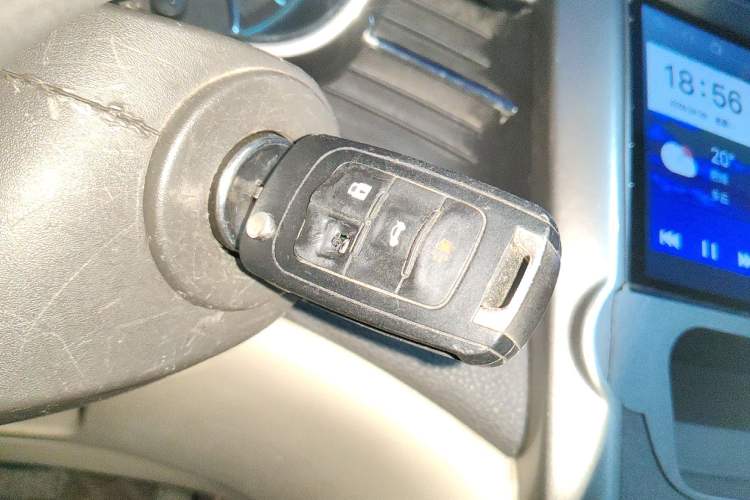 Used Chevrolet Malibu 2014 2.0L Automatic Comfort Edition Vehicle Key