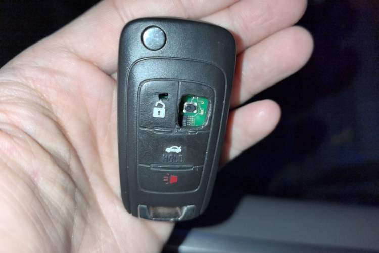 Used Chevrolet Malibu 2014 2.0L Automatic Luxury Edition Vehicle Key