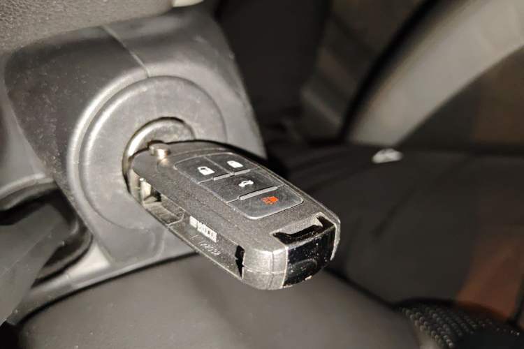 Used Chevrolet Malibu 2014 2.0L Automatic Luxury Edition Vehicle Key