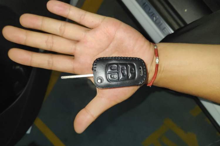 Used Chevrolet Malibu 2014 1.6T Automatic Comfort Edition Vehicle Key