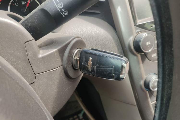 Used Chevrolet Malibu 2014 2.0L Automatic Comfort Edition Vehicle Key