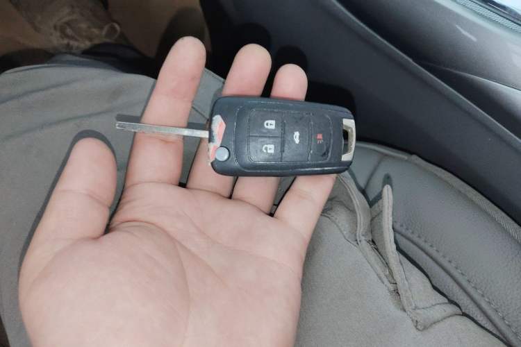 Used Chevrolet Malibu 2014 2.4L Automatic Luxury Edition Vehicle Key