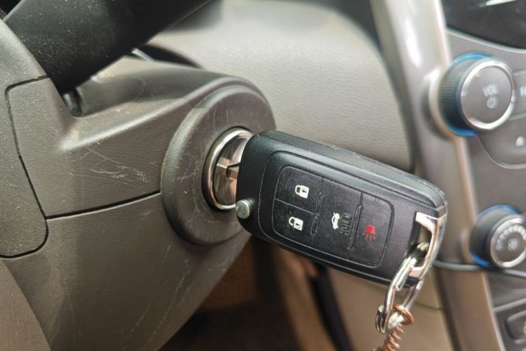 Used Chevrolet Malibu 2014 2.0L Automatic Luxury Edition Vehicle Key