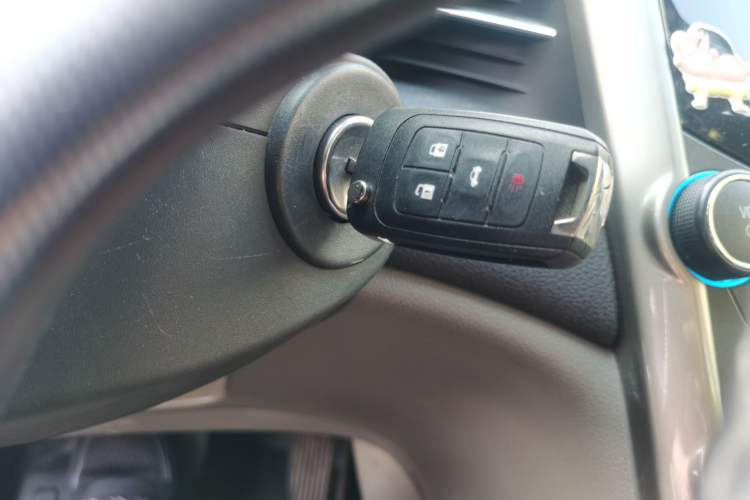 Used Chevrolet Malibu 2014 2.0L Automatic Luxury Edition Vehicle Key