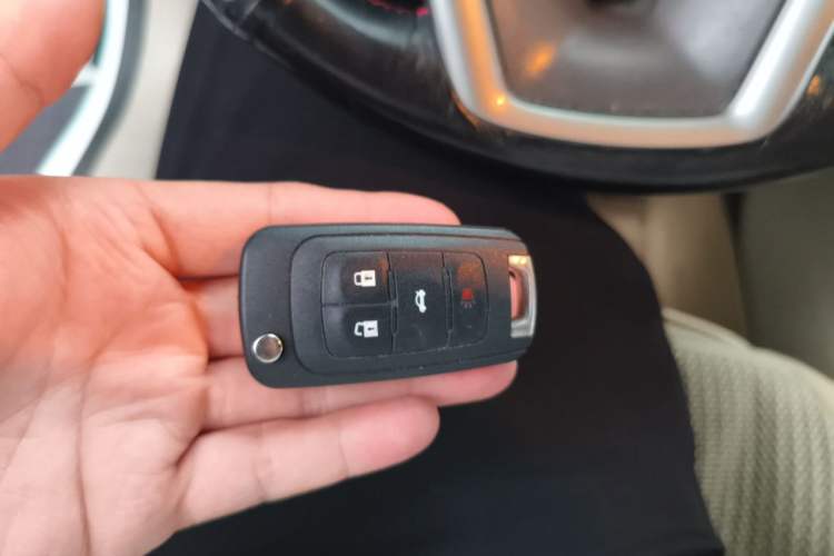 Used Chevrolet Malibu 2014 2.0L Automatic Comfort Edition Vehicle Key