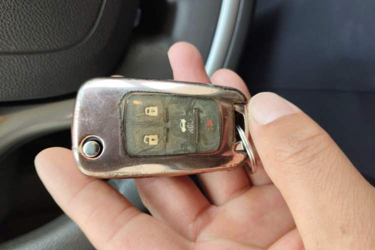 Used Chevrolet Malibu 2014 2.0L Automatic Comfort Edition Vehicle Key