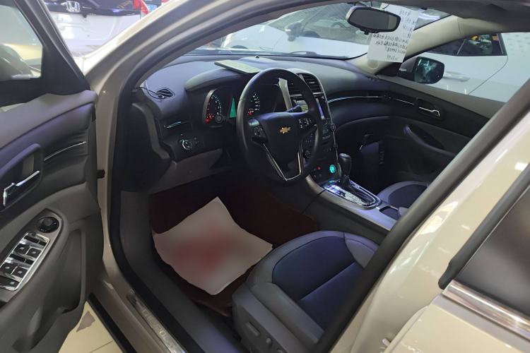 Used Chevrolet Malibu 2014 2.0L Automatic Luxury Edition Driver Seat