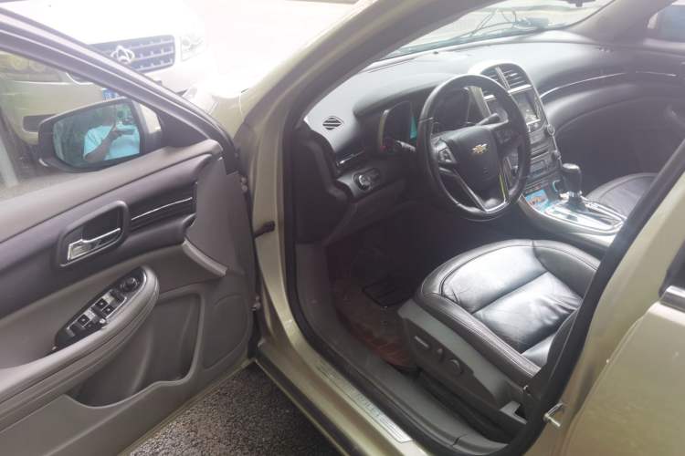 Used Chevrolet Malibu 2014 2.4L Automatic Luxury Edition Driver Seat