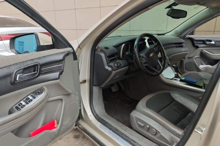 Used Chevrolet Malibu 2014 2.0L Automatic Luxury Edition Driver Seat