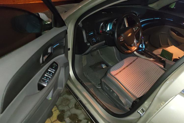 Used Chevrolet Malibu 2014 2.0L Automatic Luxury Edition Driver Seat