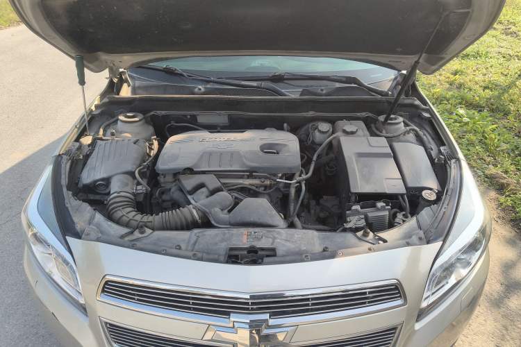 Used Chevrolet Malibu 2014 2.0L Automatic Luxury Edition Engine Bay