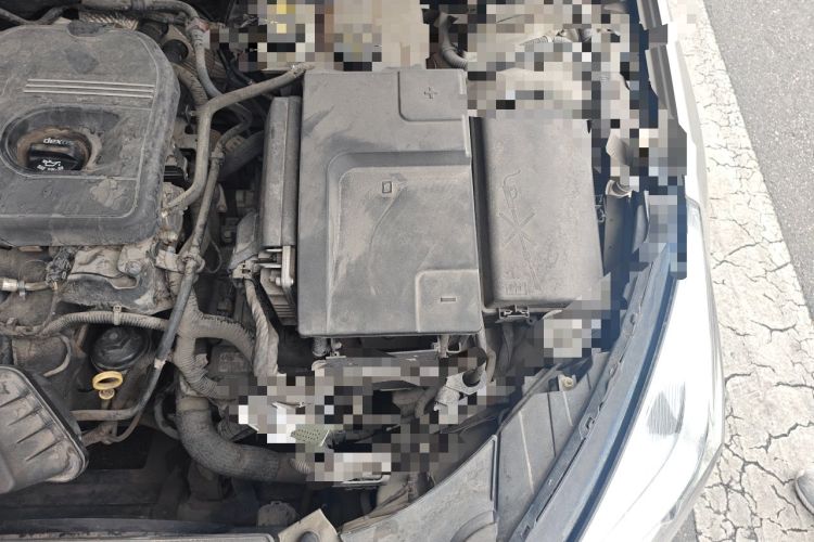Used Chevrolet Malibu 2014 2.4L Automatic Luxury Edition Engine Bay Left