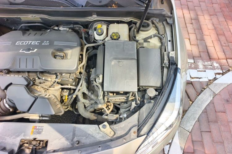 Used Chevrolet Malibu 2014 2.4L Automatic Luxury Edition Engine Bay Left