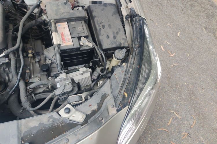 Used Chevrolet Malibu 2014 2.0L Automatic Luxury Edition Engine Bay Left