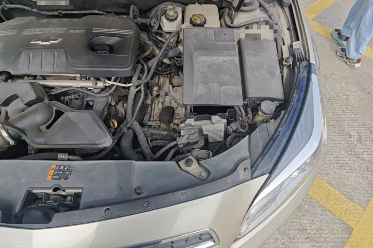 Used Chevrolet Malibu 2014 2.0L Automatic Luxury Edition Engine Bay Left