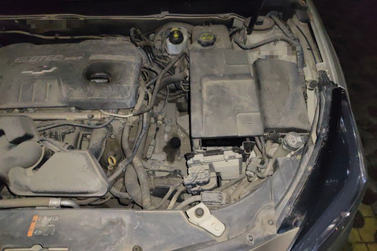 Used Chevrolet Malibu 2014 2.0L Automatic Luxury Edition Engine Bay Left