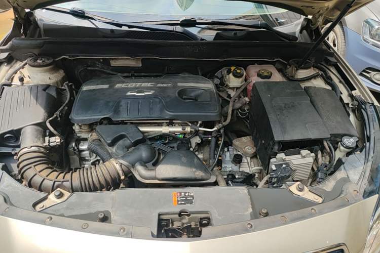 Used Chevrolet Malibu 2014 2.0L Automatic Luxury Edition Engine Bay