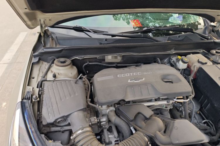Used Chevrolet Malibu 2014 2.0L Automatic Luxury Edition Engine Bay Right