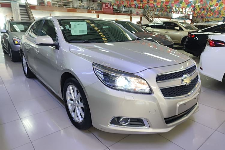 Used Chevrolet Malibu 2014 2.0L Automatic Luxury Edition Front Right 45 Deg