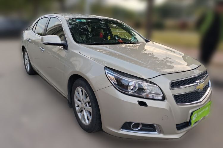 Used Chevrolet Malibu 2014 2.0L Automatic Luxury Edition Front Right 45 Deg