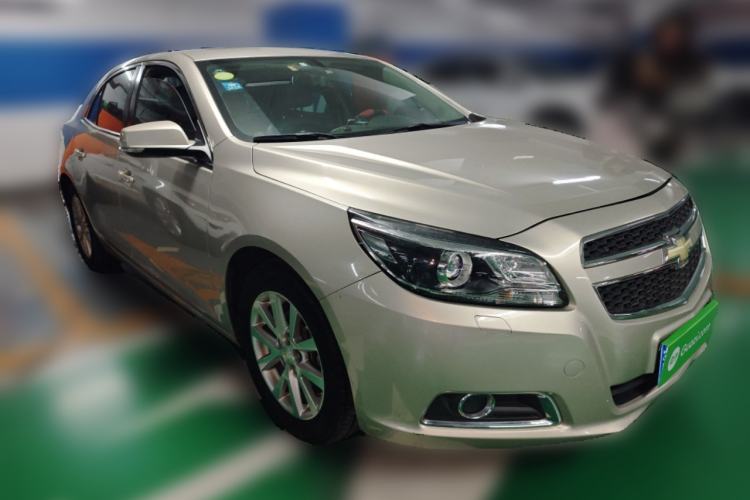 Used Chevrolet Malibu 2014 2.0L Automatic Luxury Edition Front Right 45 Deg