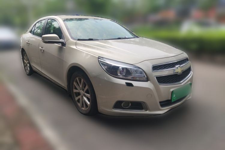 Used Chevrolet Malibu 2014 2.0L Automatic Luxury Edition Front Right 45 Deg
