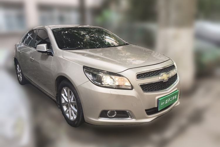 Used Chevrolet Malibu 2014 2.4L Automatic Luxury Edition Front Right 45 Deg
