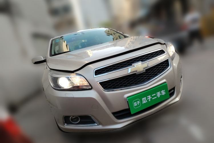 Used Chevrolet Malibu 2014 2.4L Automatic Luxury Edition Front Right 45 Deg