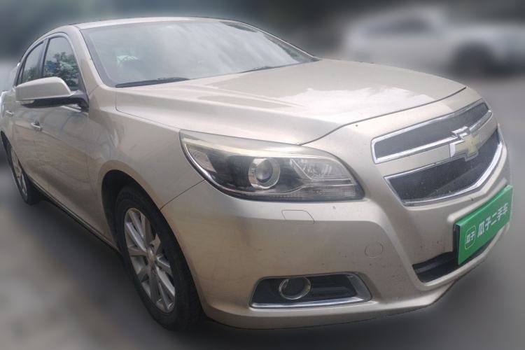 Used Chevrolet Malibu 2014 2.4L Automatic Luxury Edition Front Right 45 Deg
